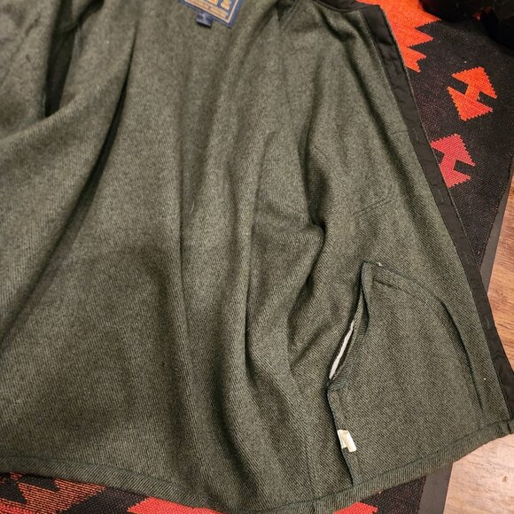 VINTAGE Woolrich Men's Green Wool/Nylon Button-Up Shirt Jacket XL - Picture 7 of 16